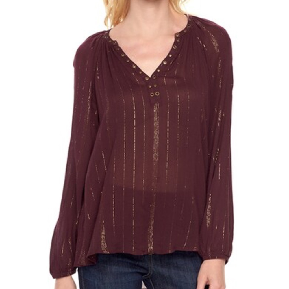 Rock &Republic metallic shirt. Size Medium. NWT